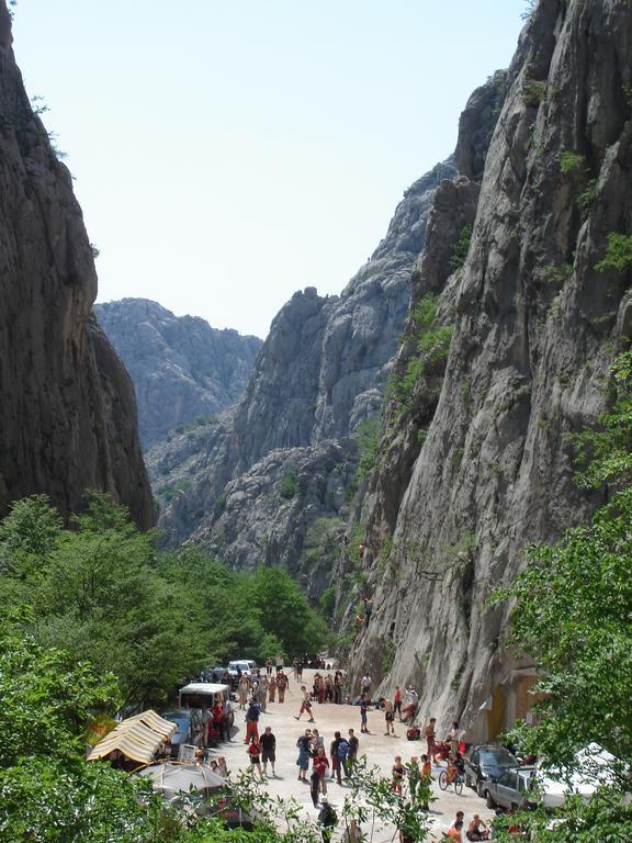 Holiday Home Paklenica 斯塔利格拉德-帕克利尼卡 客房 照片