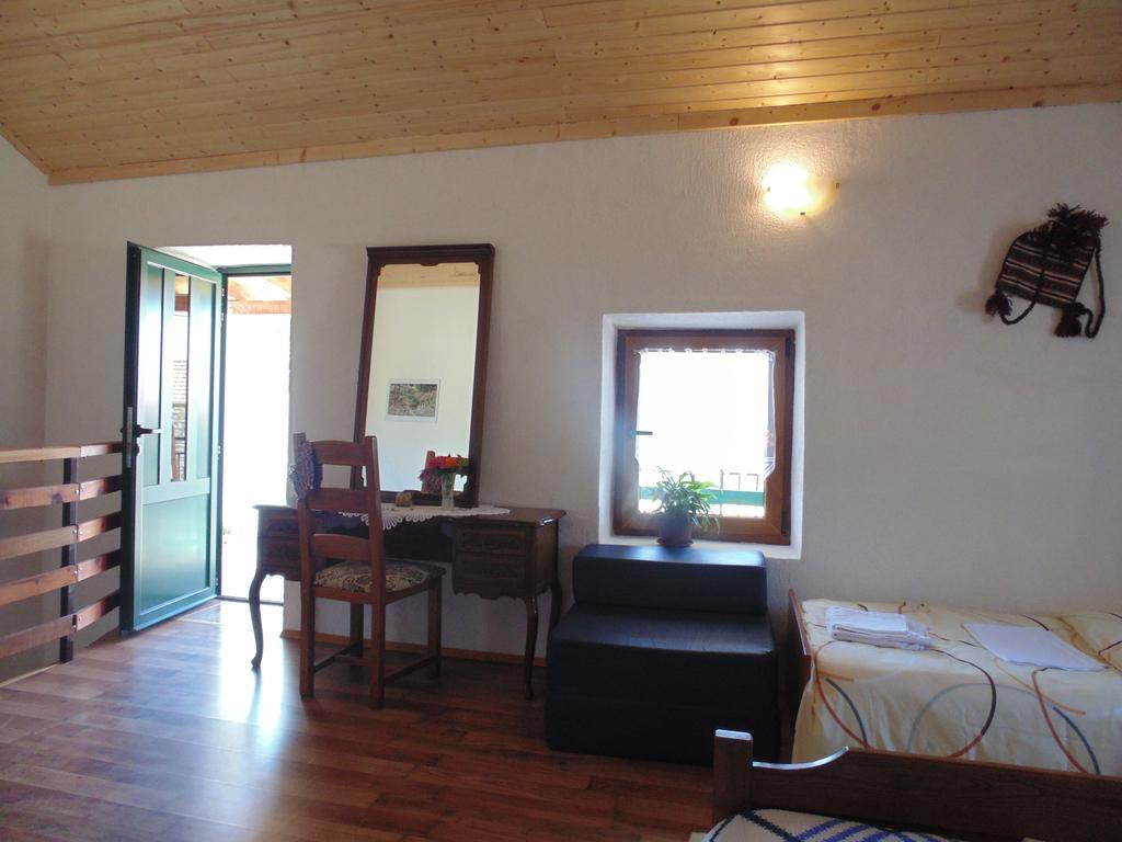 Holiday Home Paklenica 斯塔利格拉德-帕克利尼卡 外观 照片