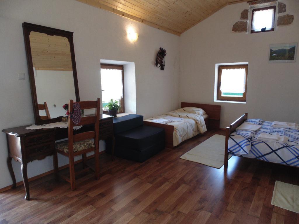 Holiday Home Paklenica 斯塔利格拉德-帕克利尼卡 外观 照片