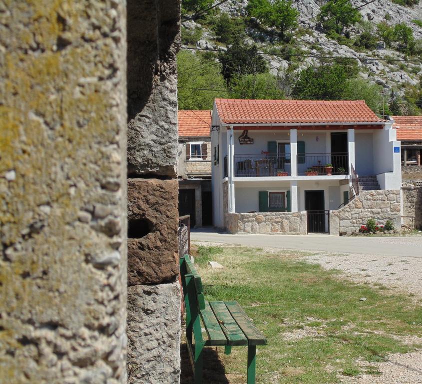 Holiday Home Paklenica 斯塔利格拉德-帕克利尼卡 外观 照片