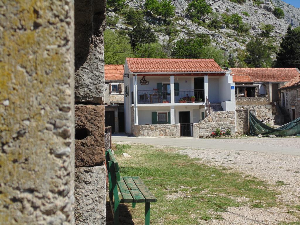 Holiday Home Paklenica 斯塔利格拉德-帕克利尼卡 外观 照片