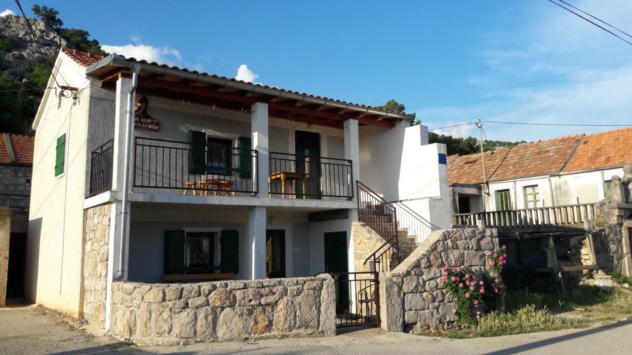 Holiday Home Paklenica 斯塔利格拉德-帕克利尼卡 外观 照片
